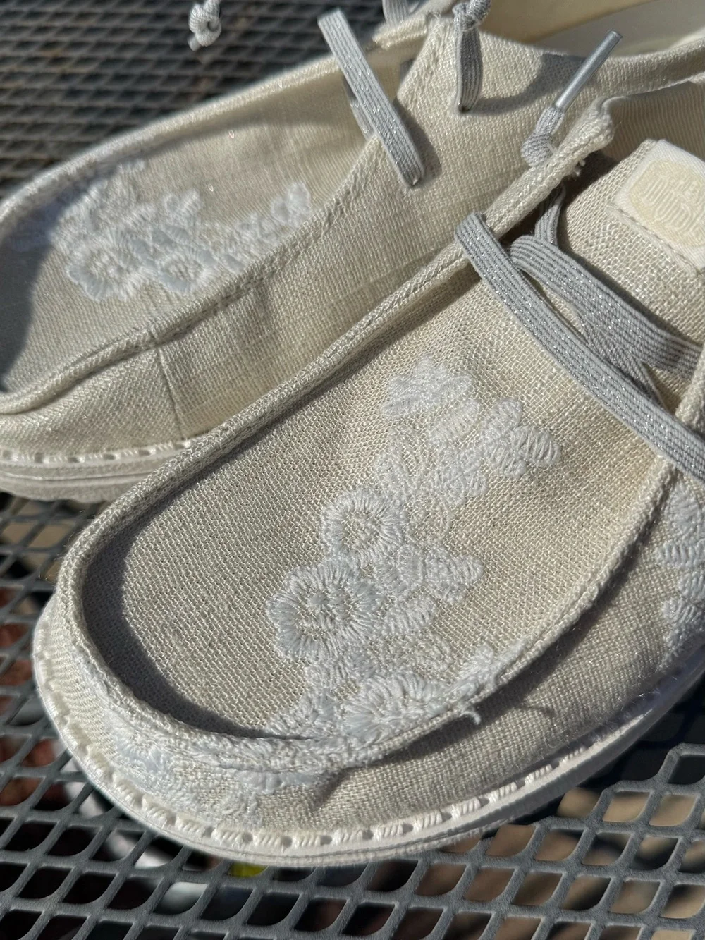 NEW Hey Dude Women's Lace-Up Casual Sneakers in Cream, Sparkly, Floral,Size 7